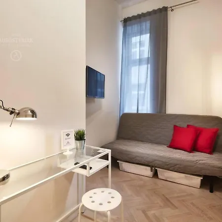 Royal Piotrkowska 116 아파트호텔