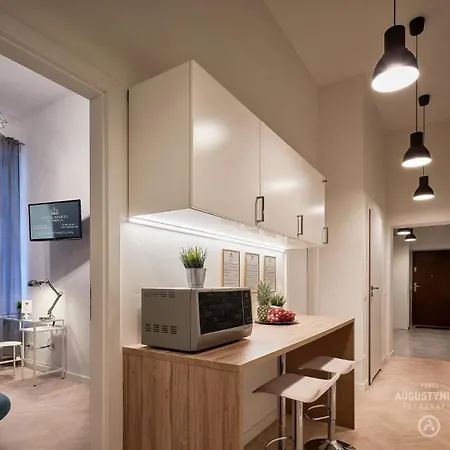 Royal Piotrkowska 116 우치