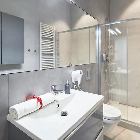 아파트호텔 Royal Piotrkowska 116 우치