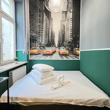 Royal Piotrkowska 116 * Łódź