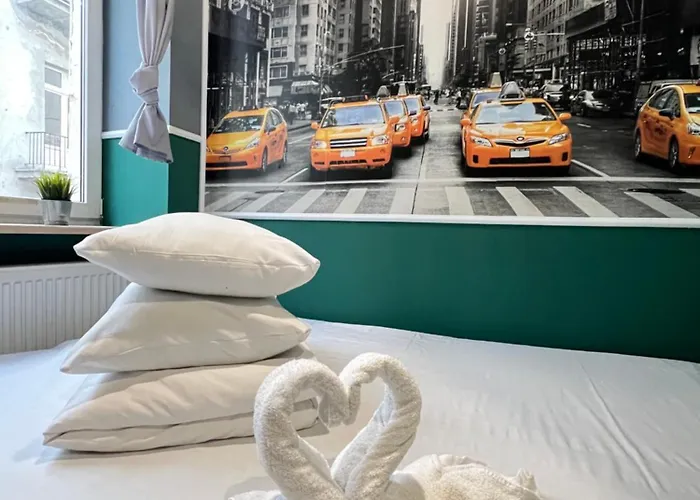 Апарт-готель Royal Piotrkowska 116 Лодзь