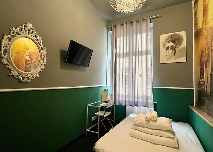 Royal Piotrkowska 116 Apart Otel *