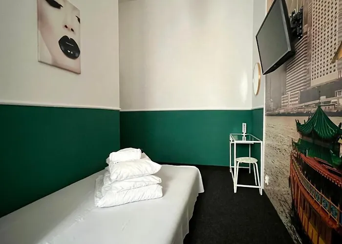 Royal Piotrkowska 116 * Łódź